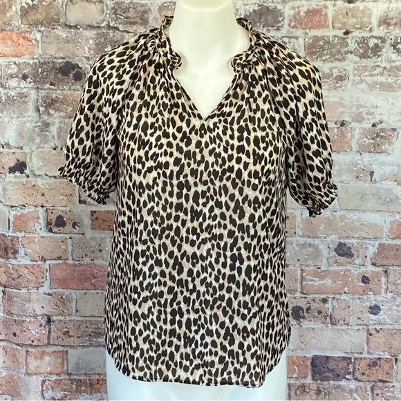 Loft Petites Animal Print Short Puffed Sleeve Popover Blouse Sz XXS - Picture 1 of 8